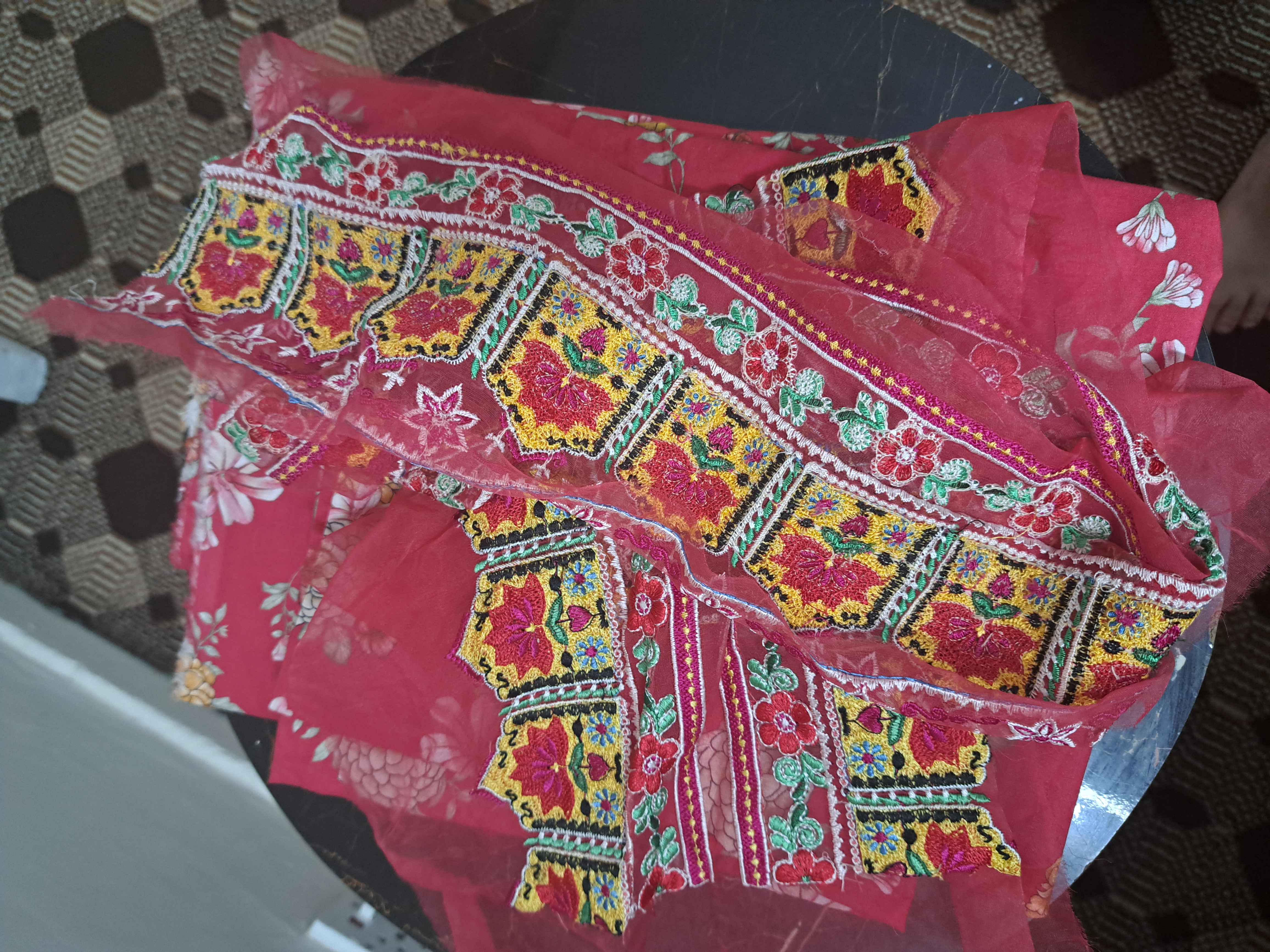 Afroze 2 piece red